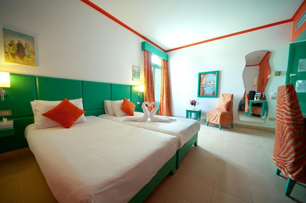 Turtle'S Inn Hotel Хургада Экстерьер фото