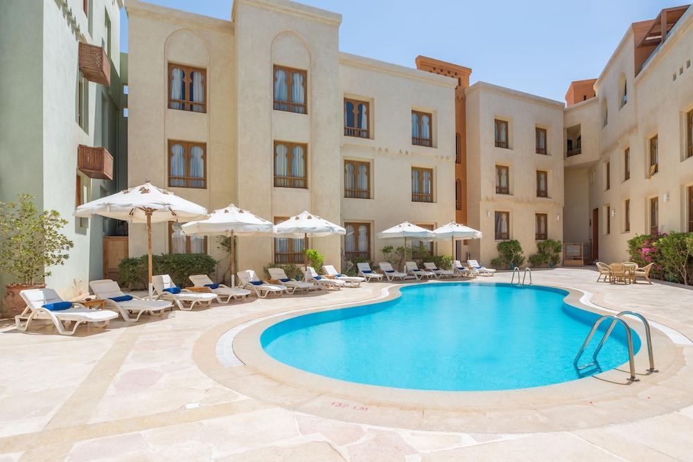Turtle'S Inn Hotel Хургада Экстерьер фото